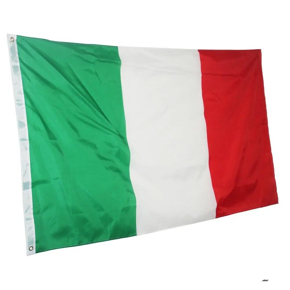 The National Flag Of Italy 3 ft x 5 ft NEW! Home & Garden:Yard, Garden & Outdoor Living:Décor:Flags Style Your Walls
